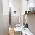 公寓 San Lazzaro 23 - 4 Tirabora Short Rent 的里雅斯特