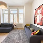 公寓 San Lazzaro 23 - 4 Tirabora Short Rent 的里雅斯特