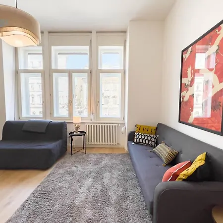 Lägenhet San Lazzaro 23 - 4 Tirabora Short Rent Trieste